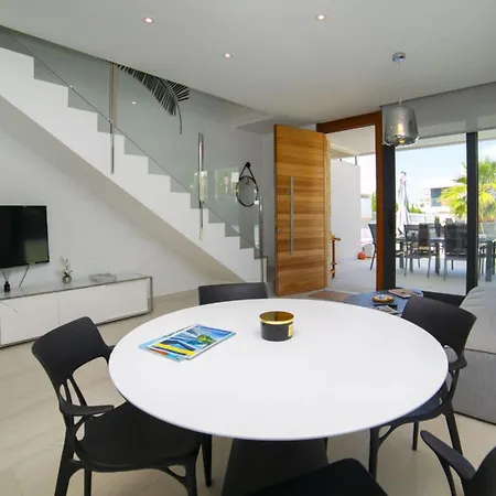 Holiday home Global Bruselas - By Global Holidays 18917 *